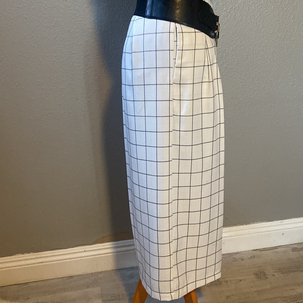 ▪️▪️PLEATED HIGH WAISTED WIDE LEG WHITE-N-BLACK SQUARE DESIGN ANKLE PANTS▪️▪️